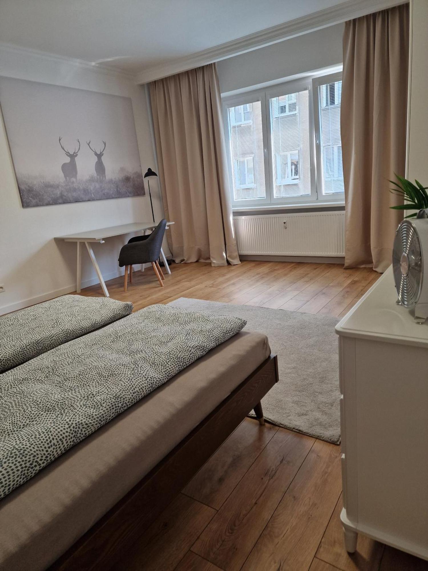 Old Town Apartment - 2 Bedrooms Bratislava Exteriör bild