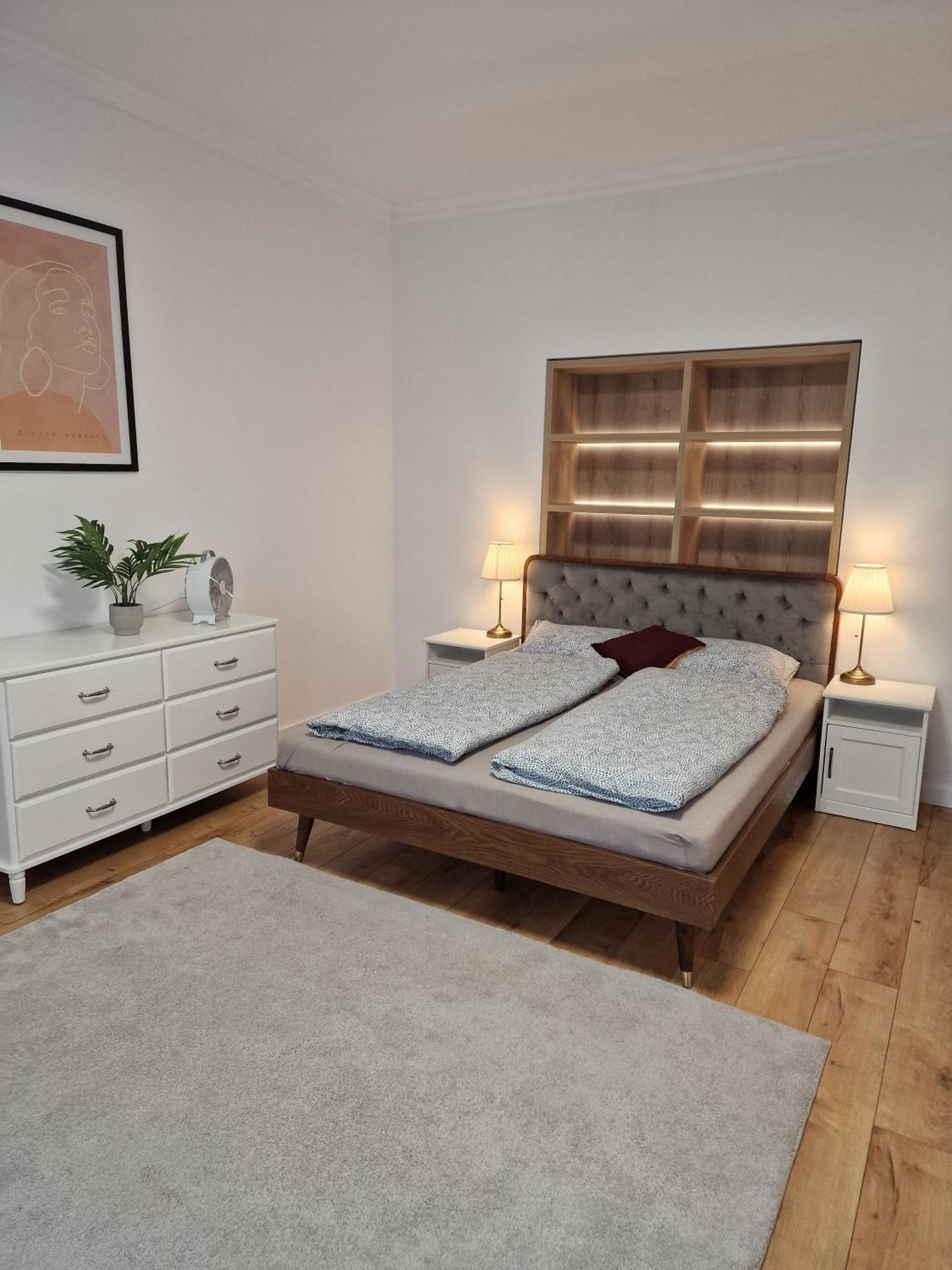 Old Town Apartment - 2 Bedrooms Bratislava Exteriör bild